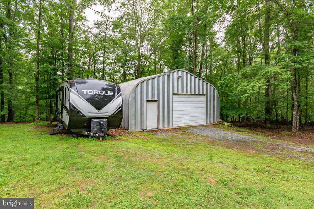 55 Queen Marys Ln