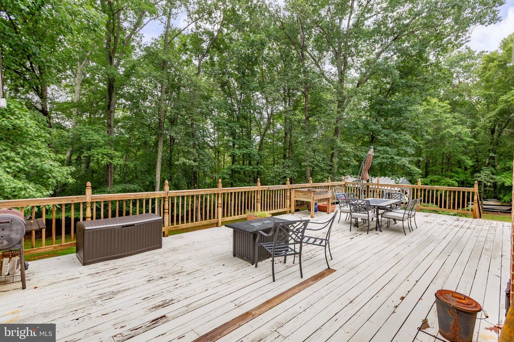 55 Queen Marys Ln