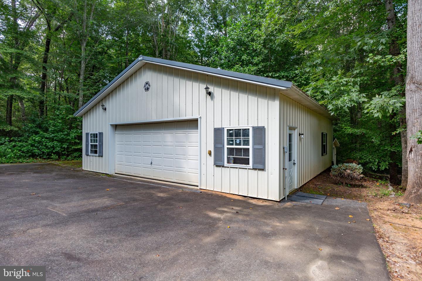 51 Panners Ln