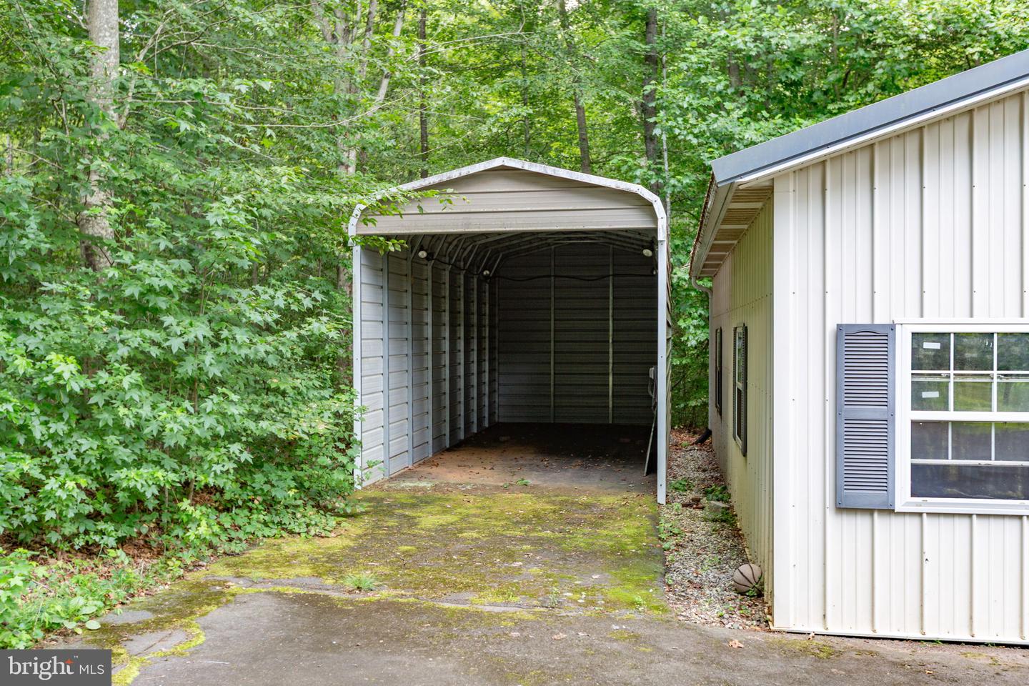51 Panners Ln