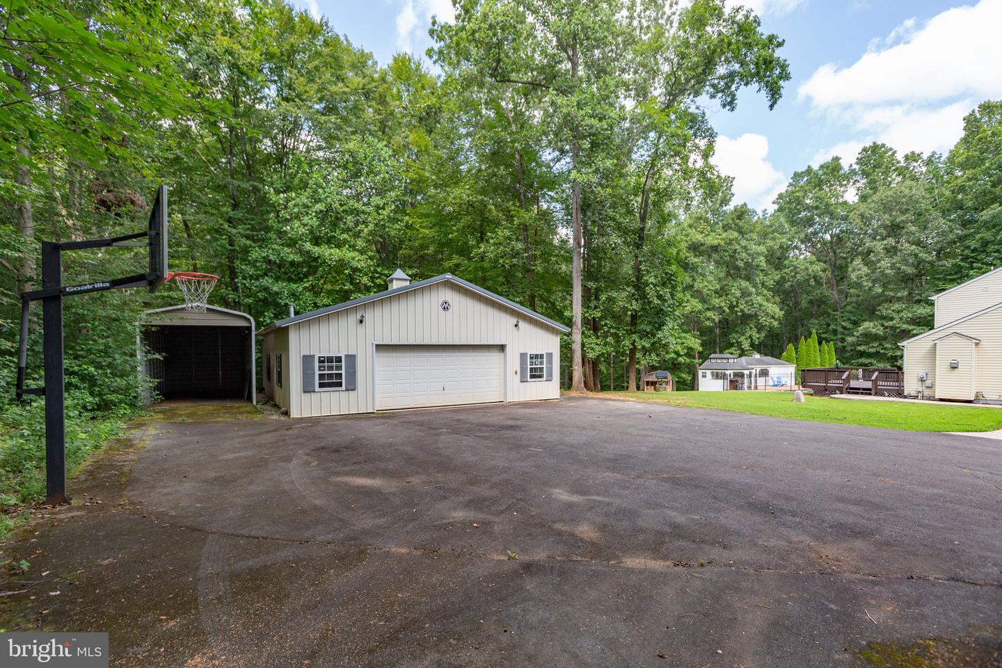 51 Panners Ln