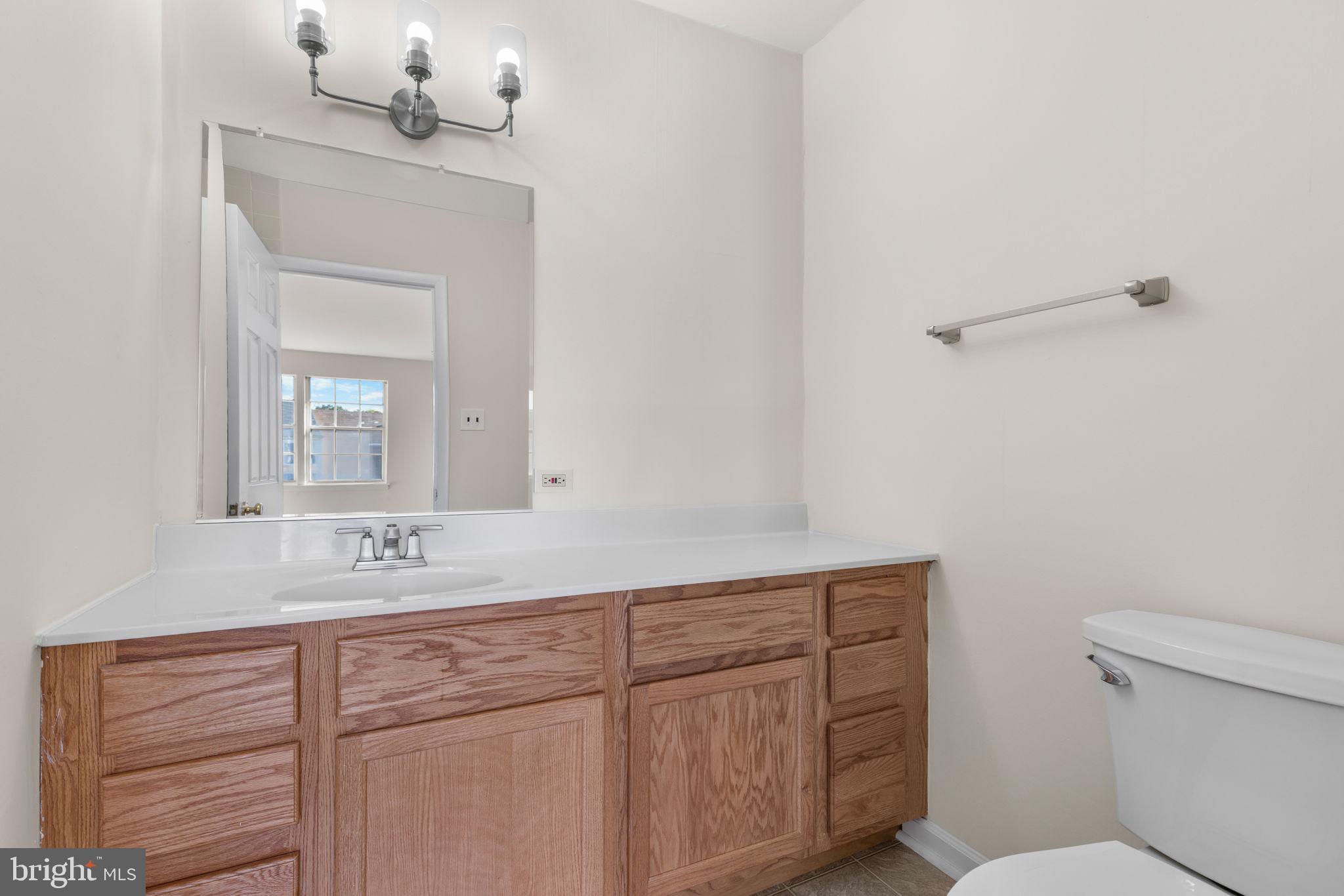 1102 JAMES MADISON CIRCLE