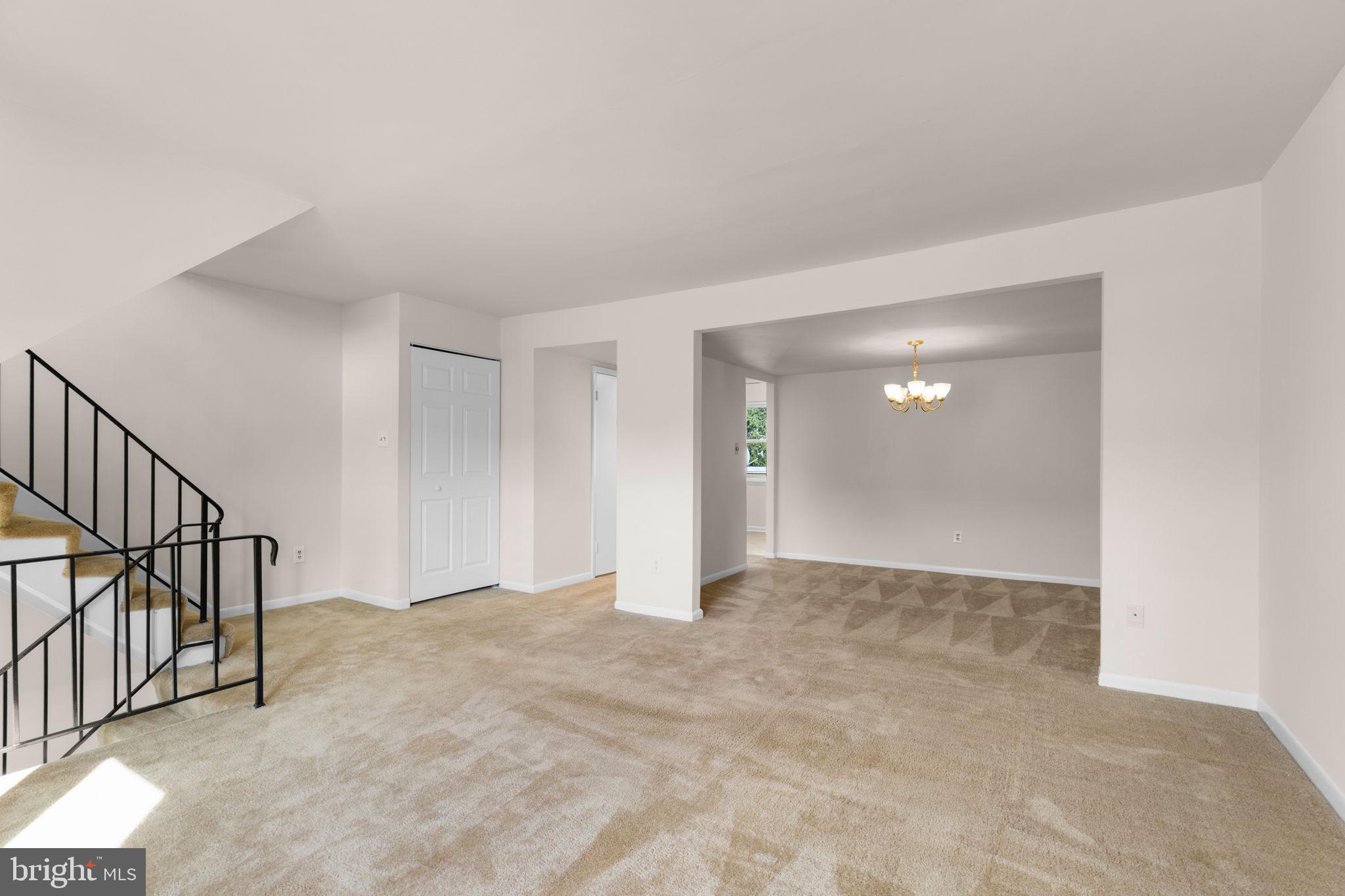 1102 JAMES MADISON CIRCLE