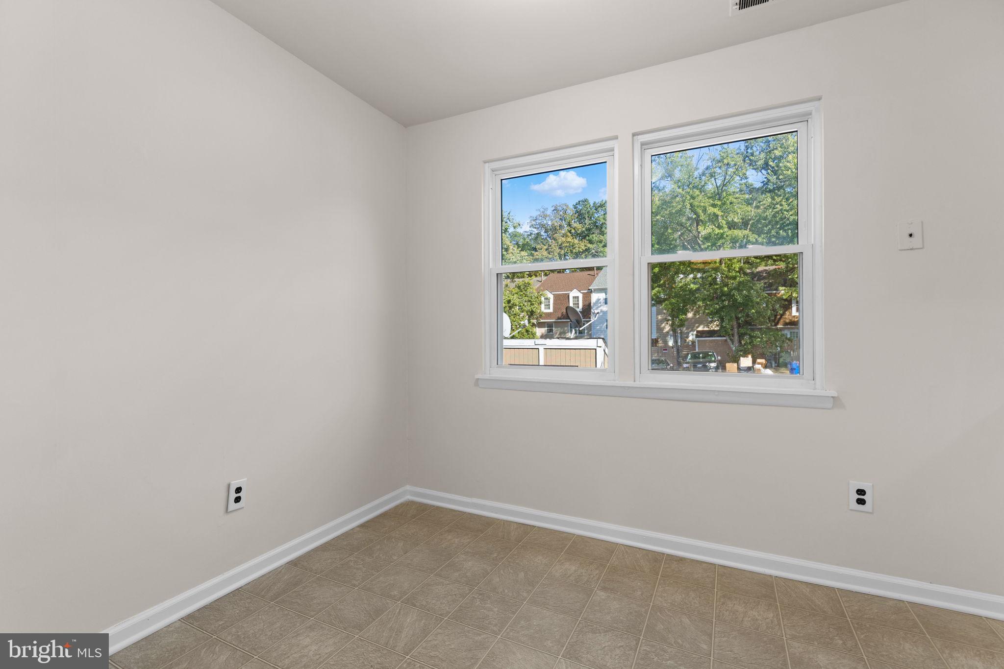 1102 JAMES MADISON CIRCLE