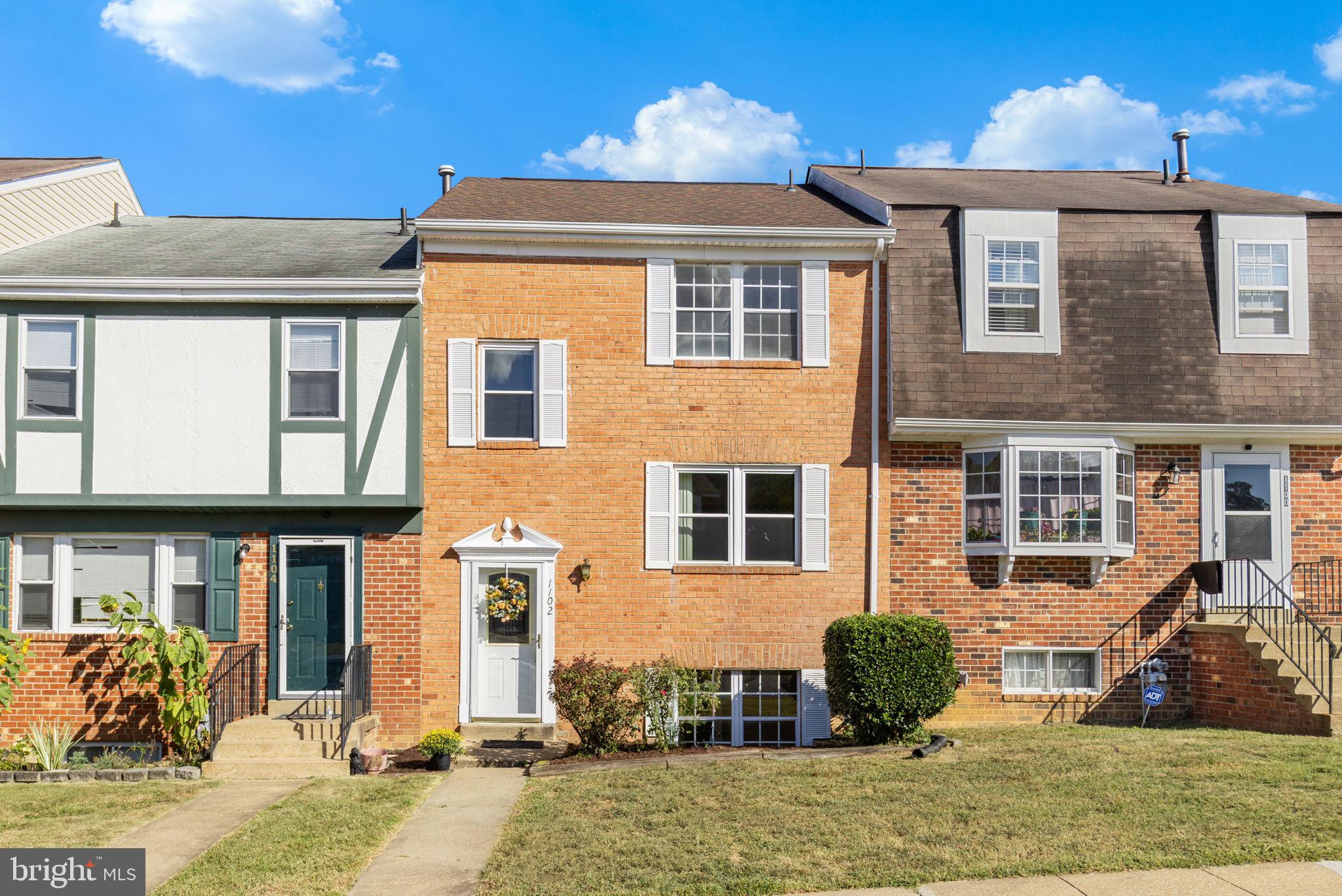 1102 JAMES MADISON CIRCLE