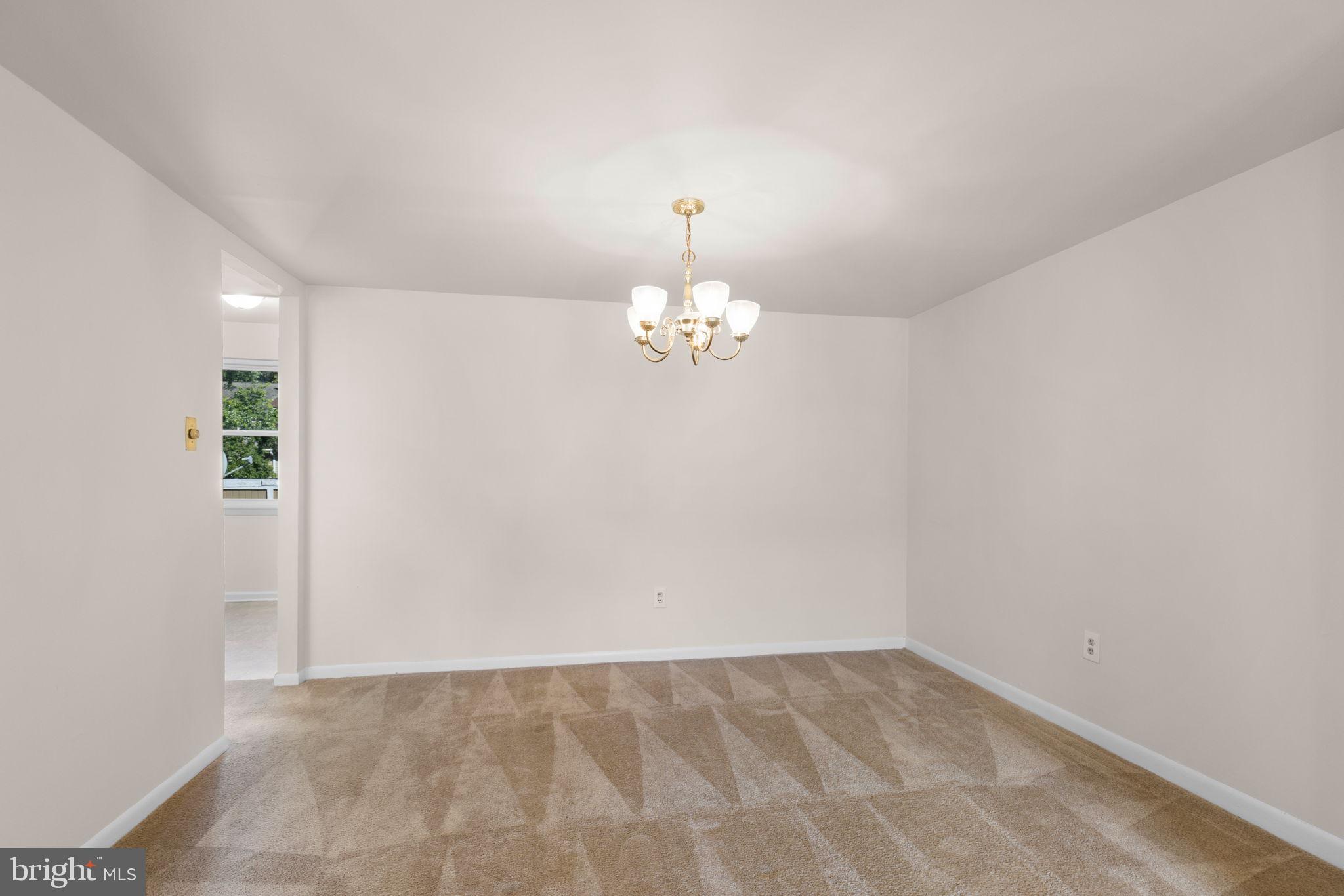 1102 JAMES MADISON CIRCLE