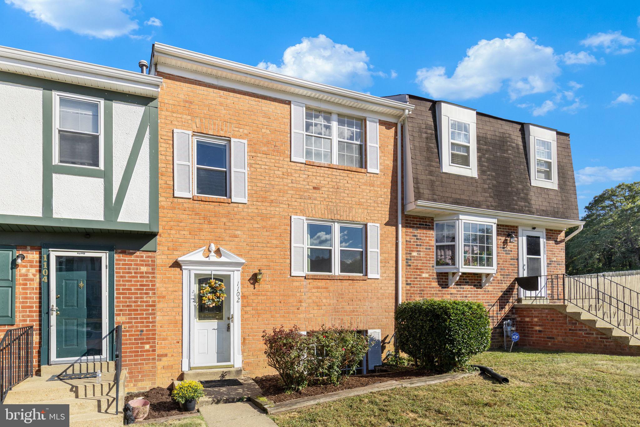 1102 JAMES MADISON CIRCLE