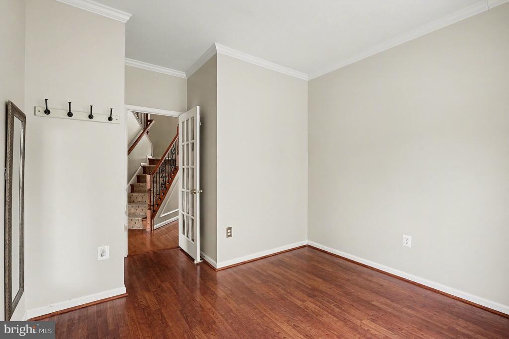 15 THAXTON COURT