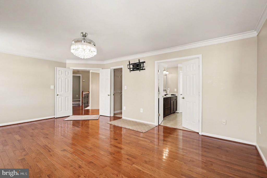 15 THAXTON COURT