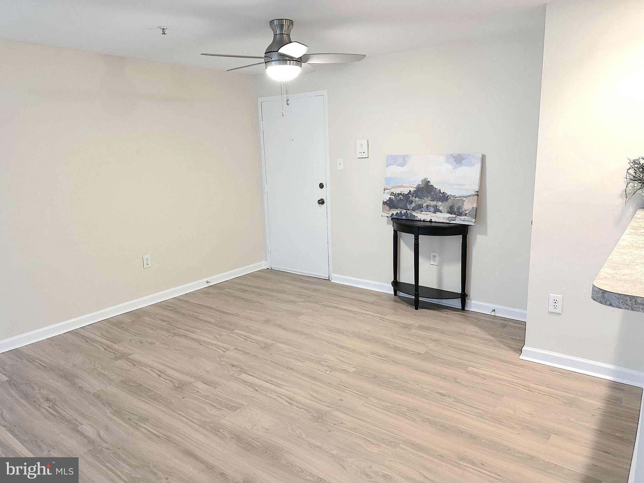 102 GROSVENOR LANE 102