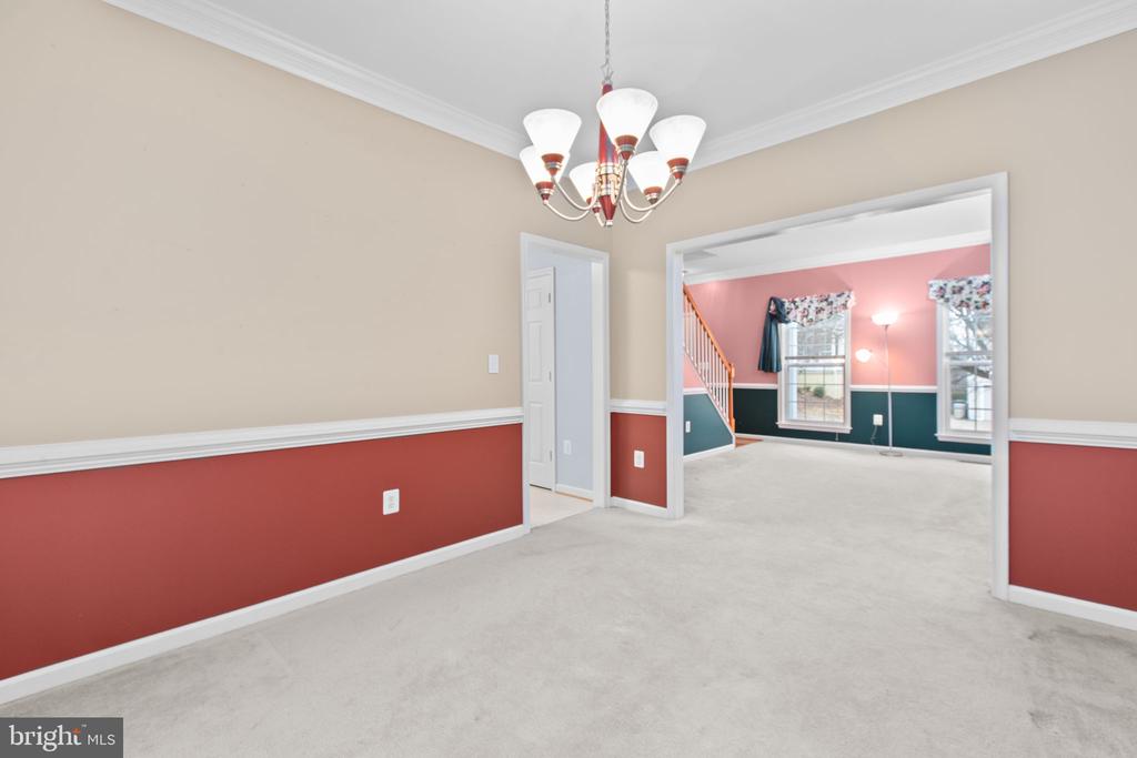12 BELLS RIDGE DRIVE