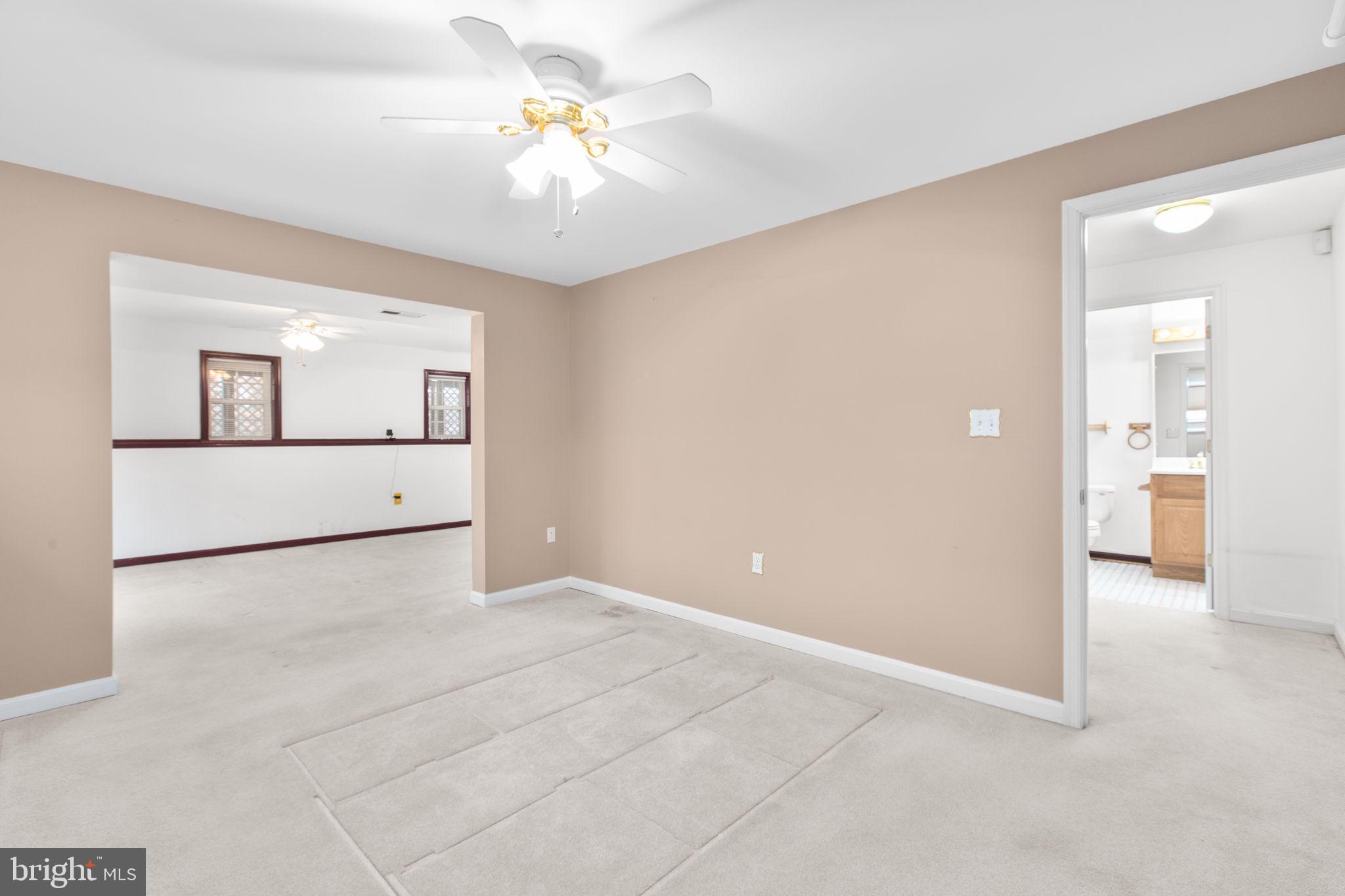 12 BELLS RIDGE DRIVE