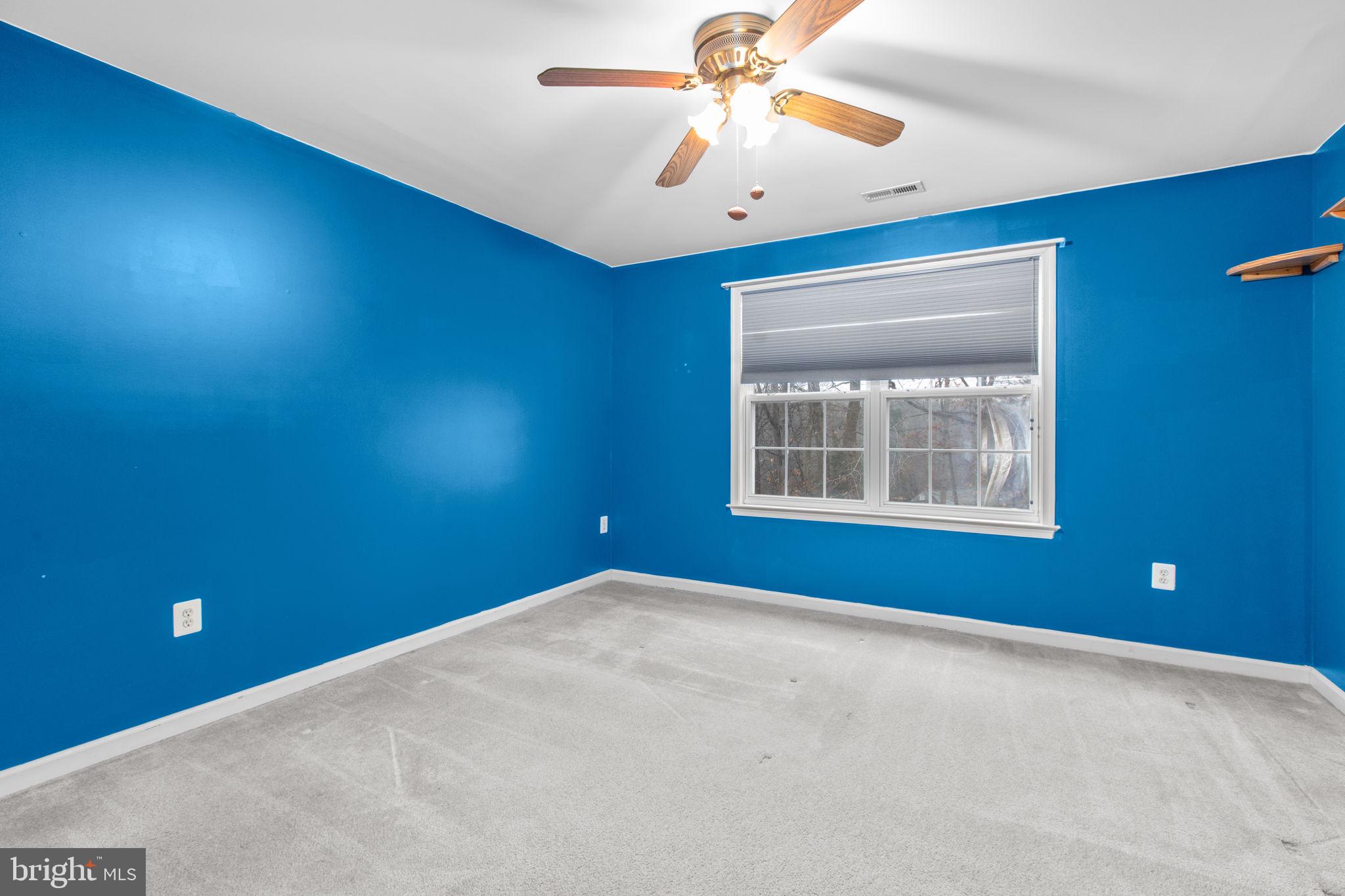 12 BELLS RIDGE DRIVE