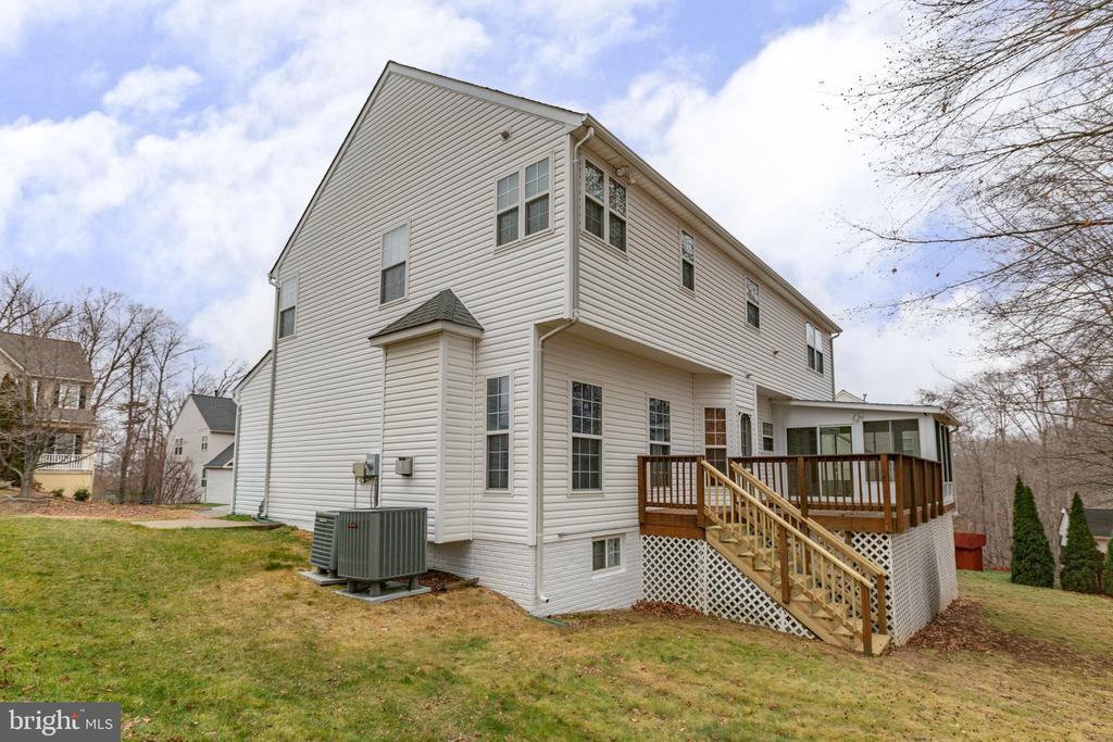12 BELLS RIDGE DRIVE