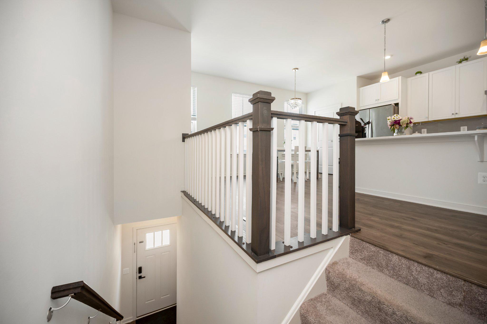 429 SNOWBERRY LANE