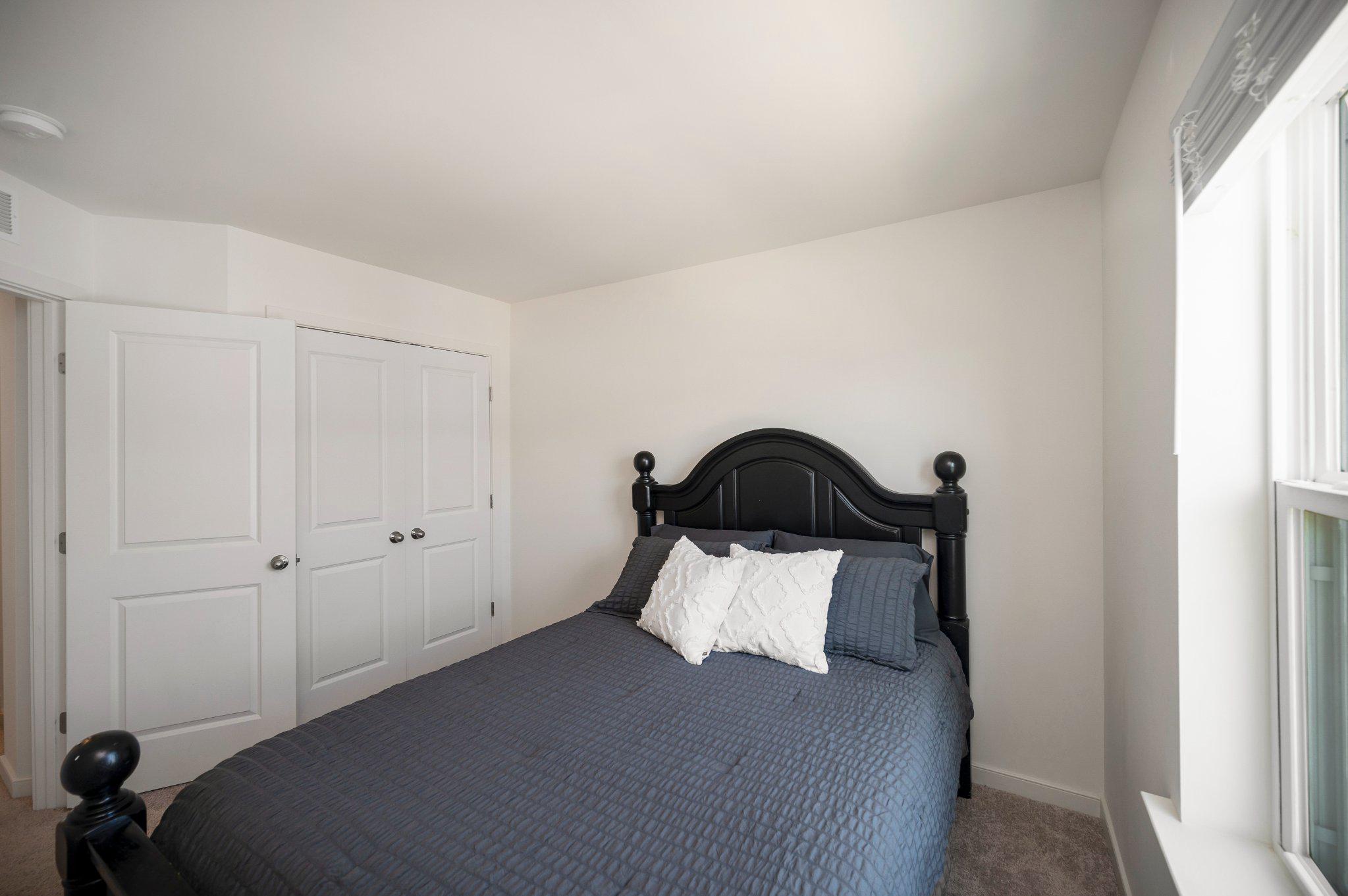 429 SNOWBERRY LANE