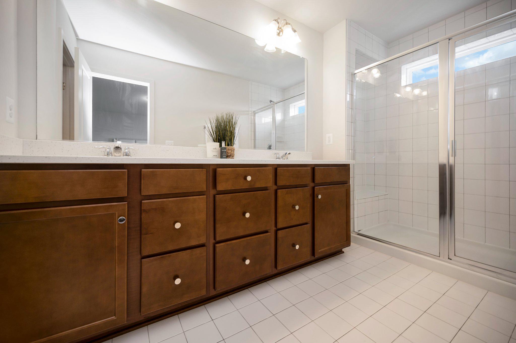 429 SNOWBERRY LANE