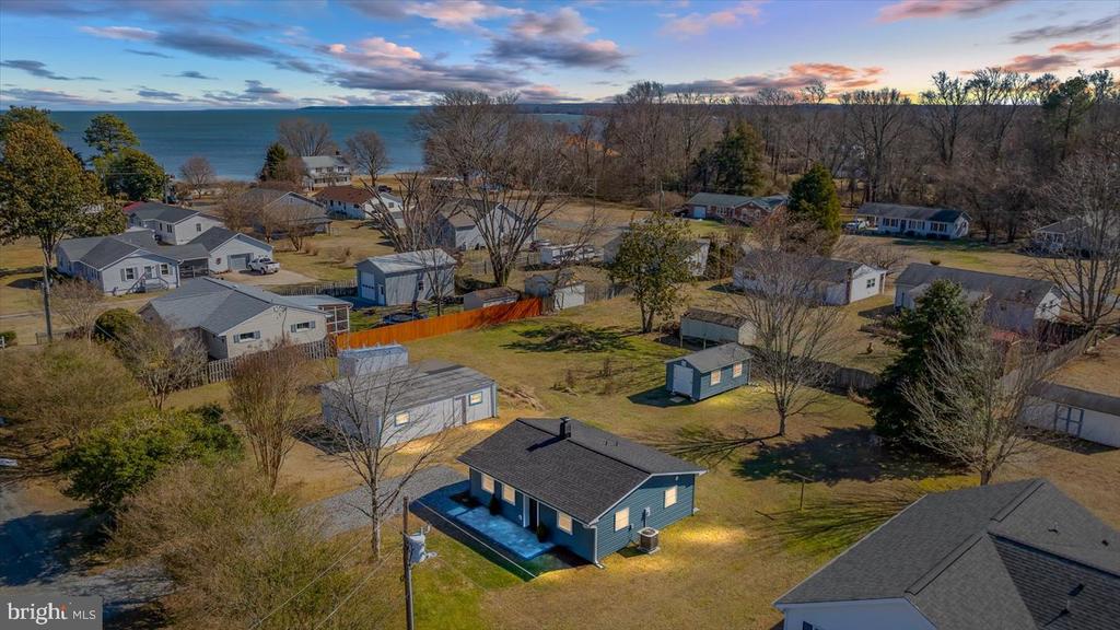 89 Bonnie del Dr