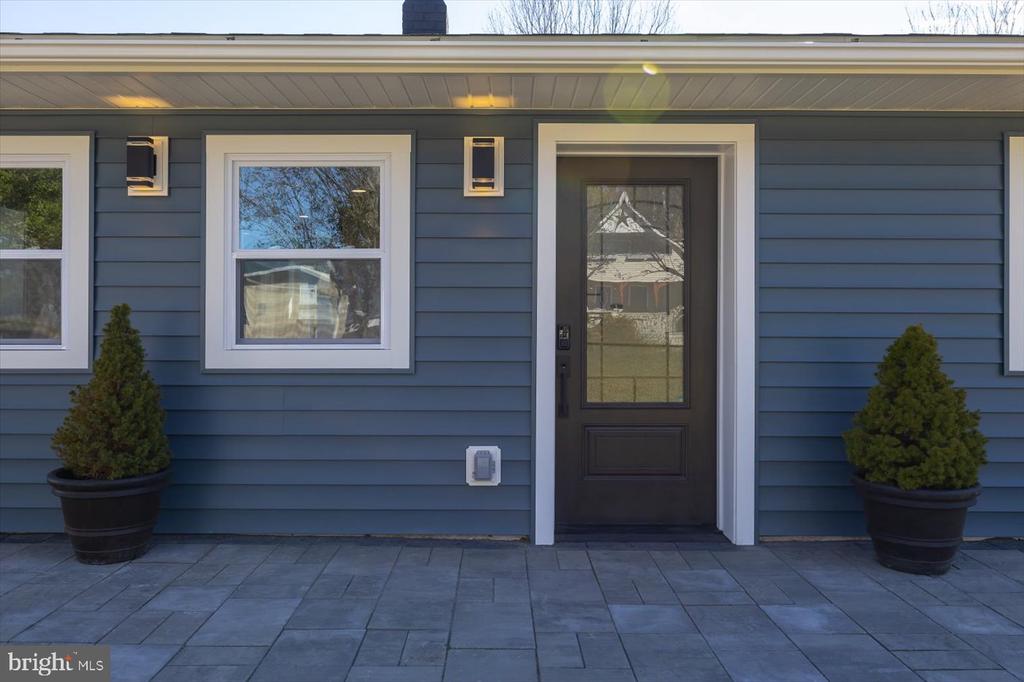 89 Bonnie del Dr