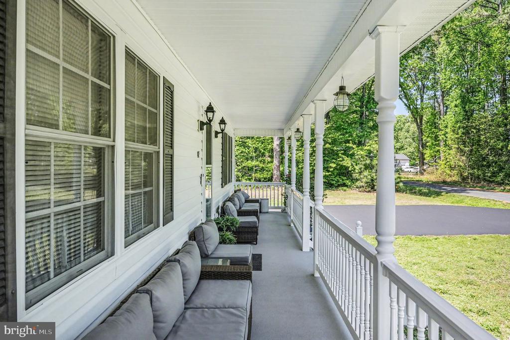 87 CEDAR LANE