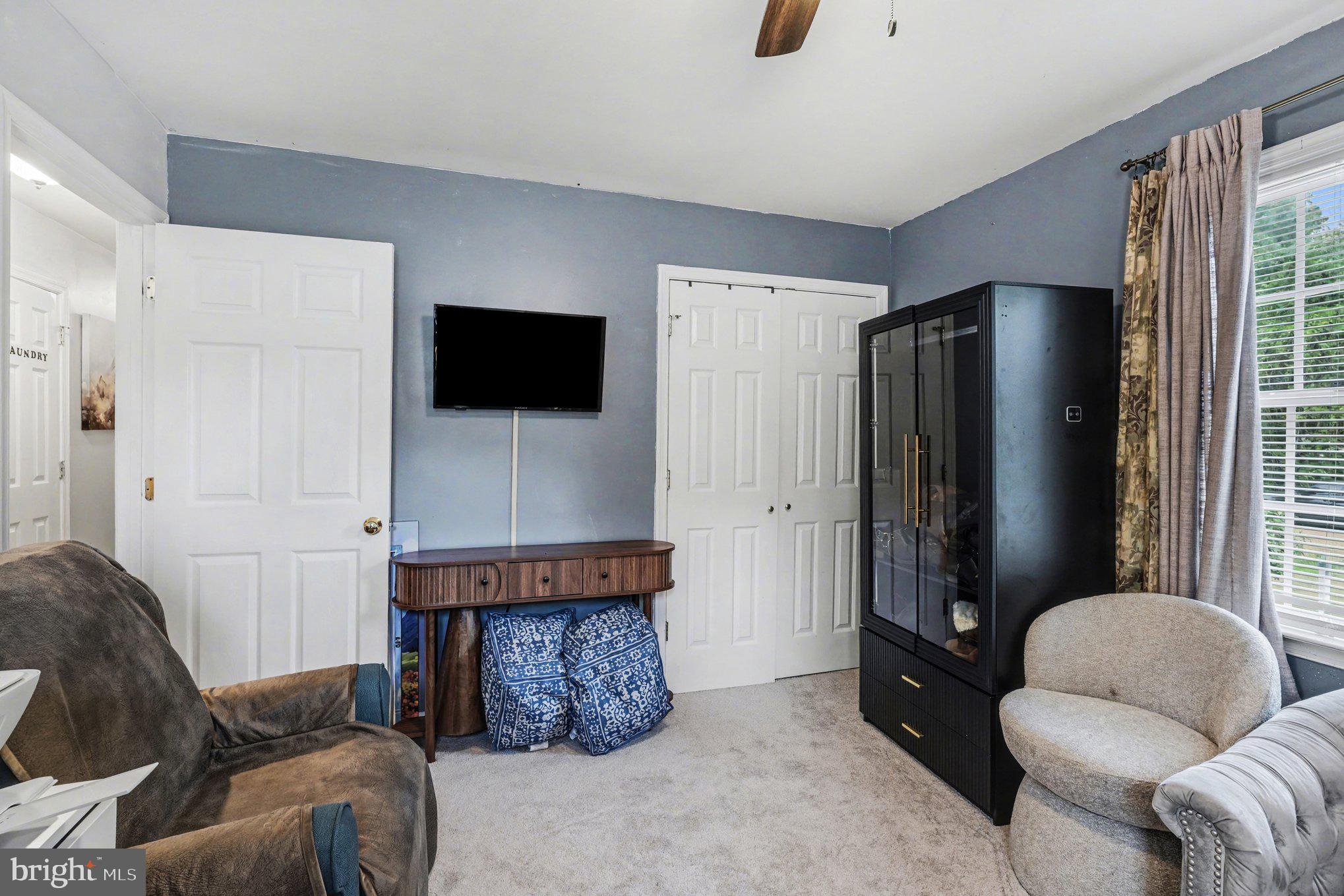 87 CEDAR LANE