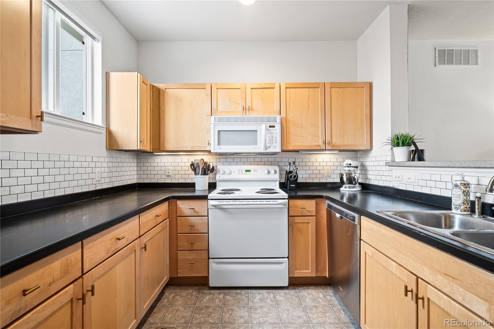 85 Uinta Way Unit: 702