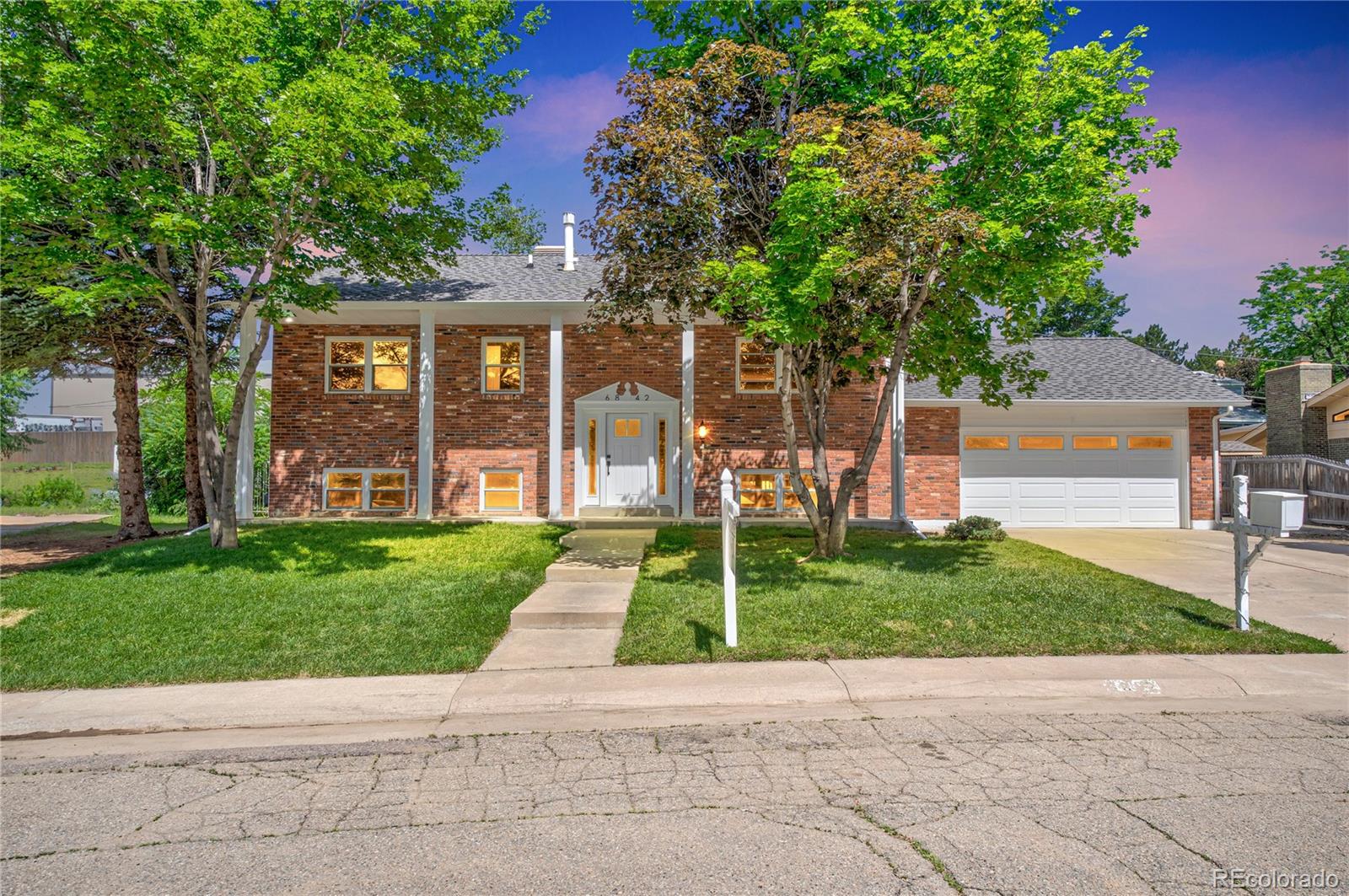 6842 Garland Street