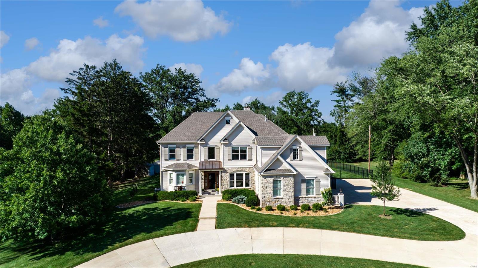 734 Champeix Lane