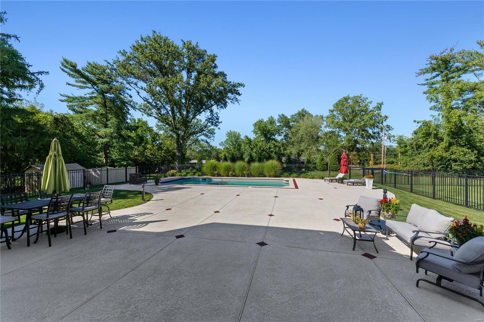 734 Champeix Lane