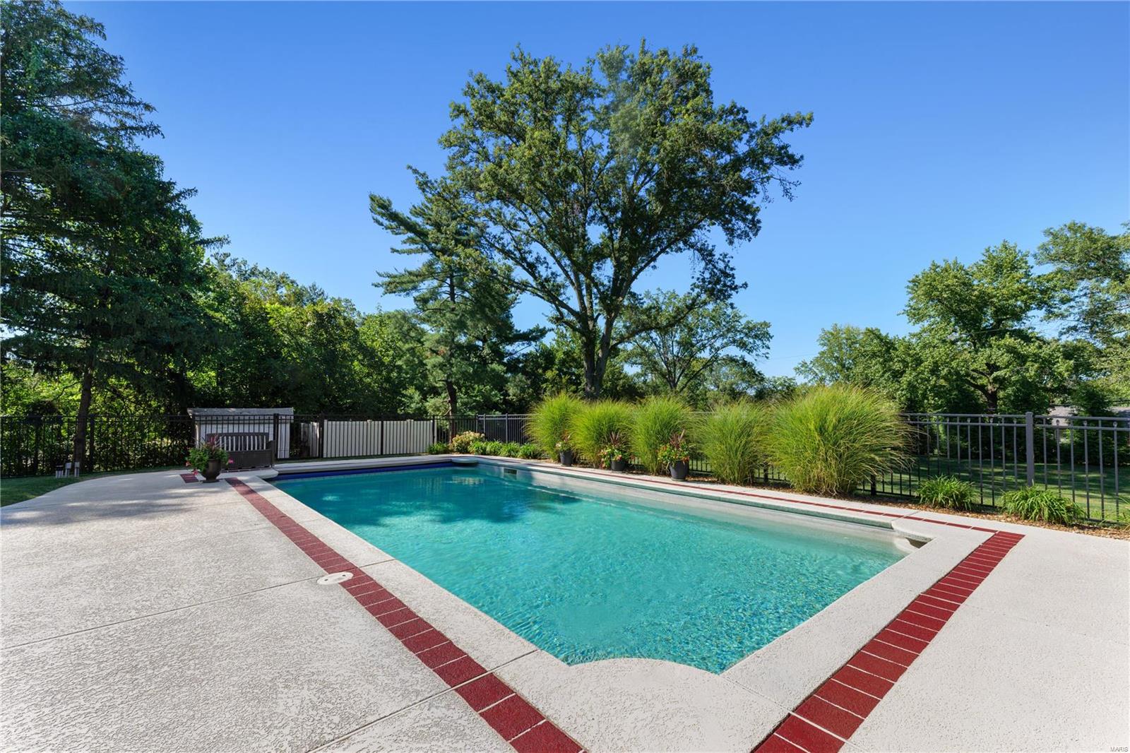 734 Champeix Lane
