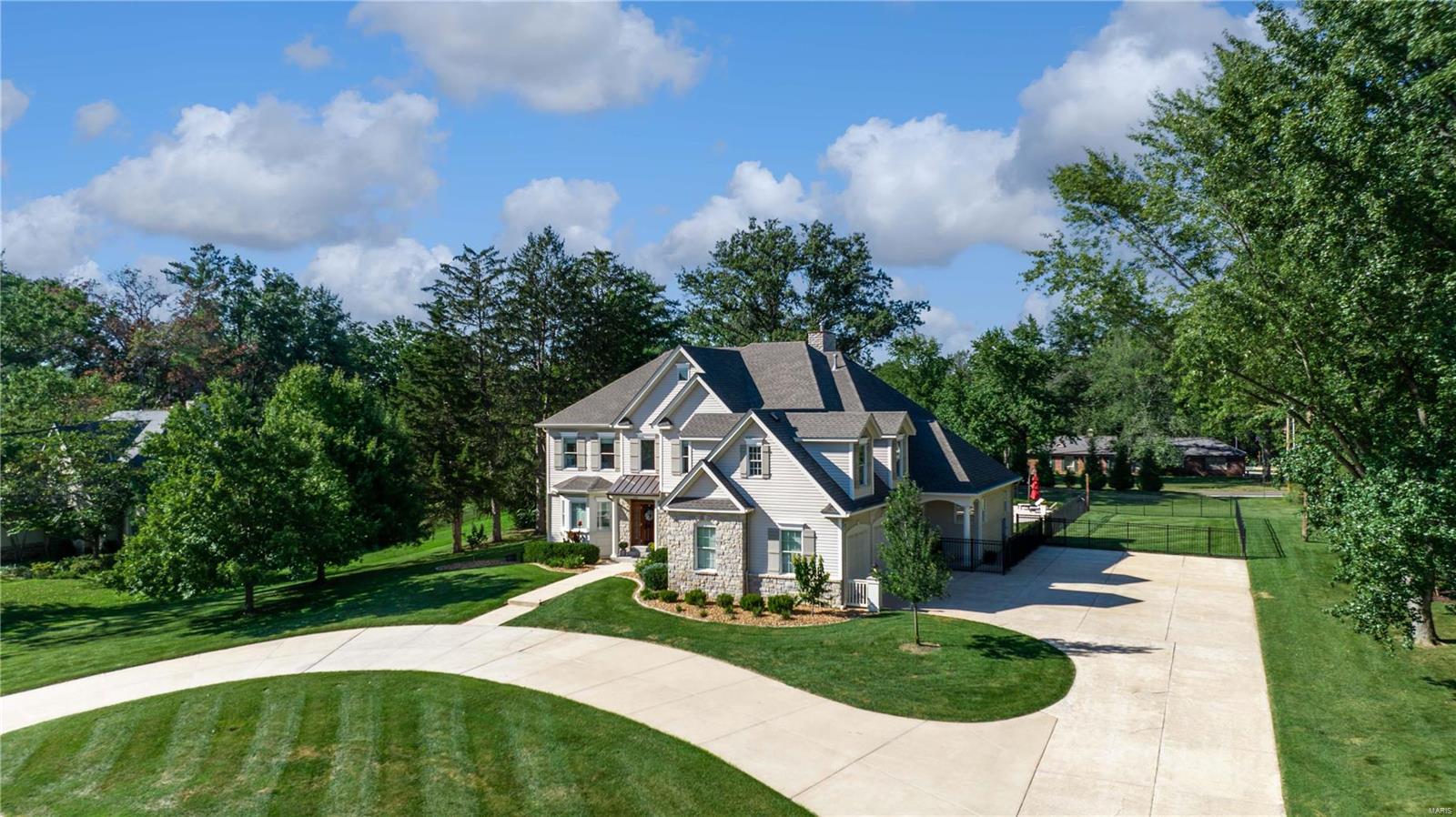 734 Champeix Lane