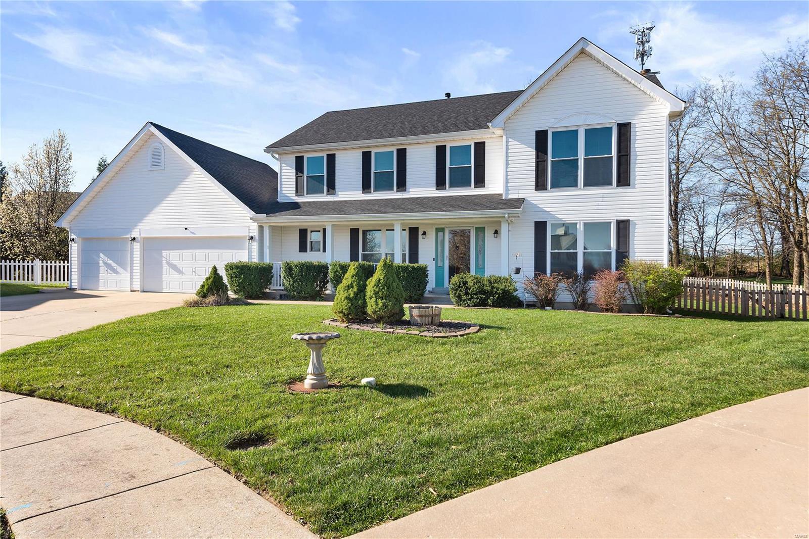 961 Searle Court