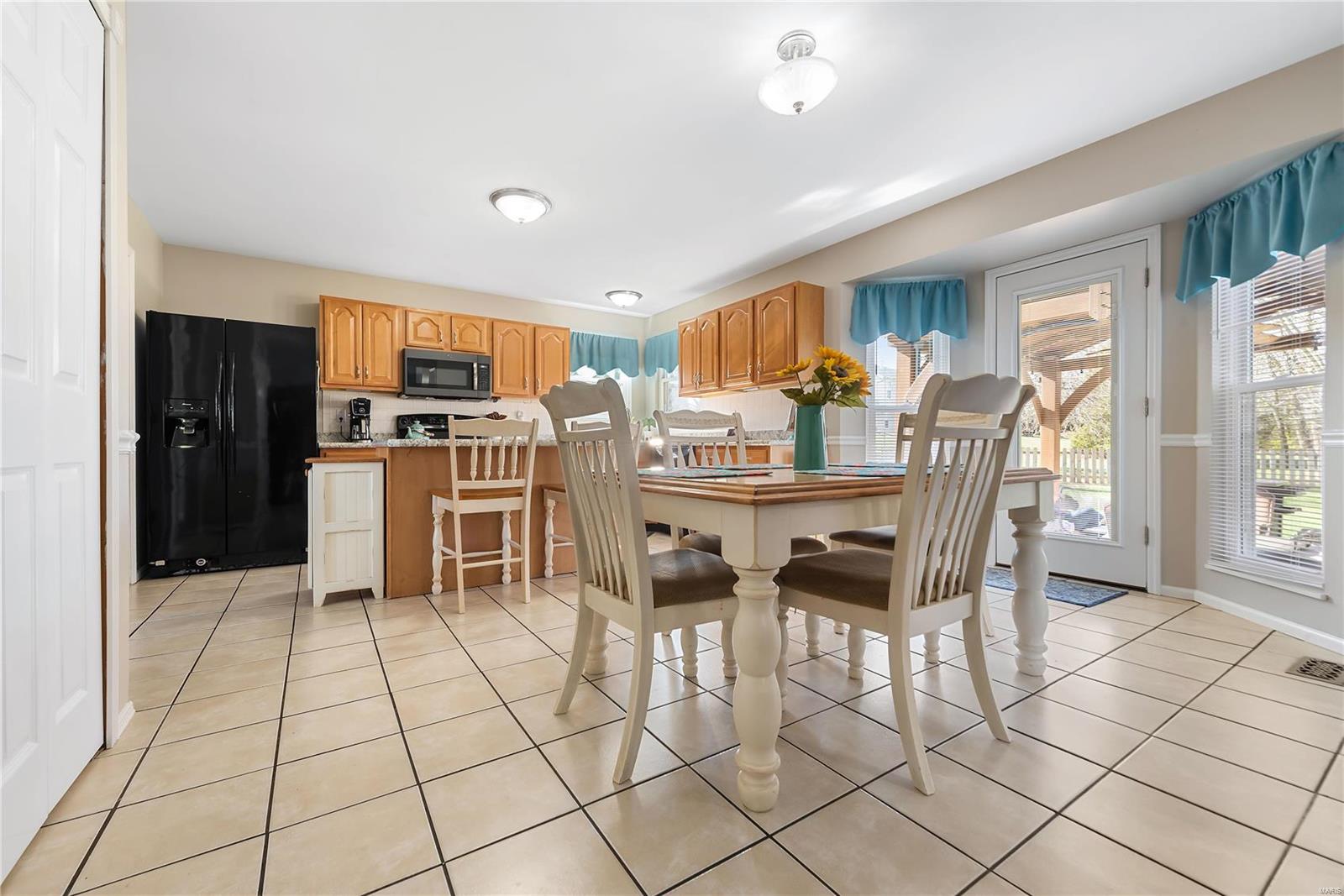 961 Searle Court