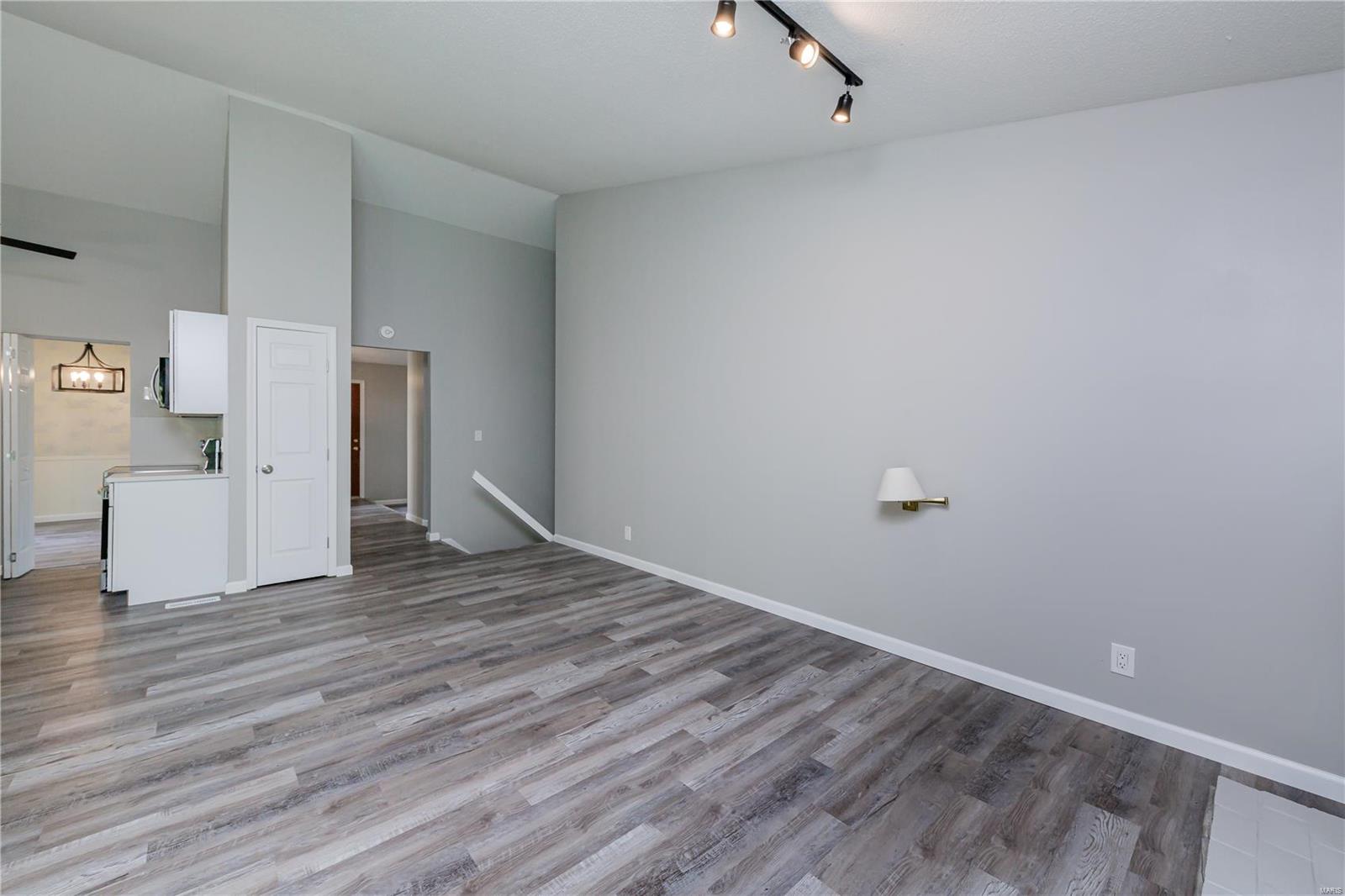 12289 Autumn Hill Drive