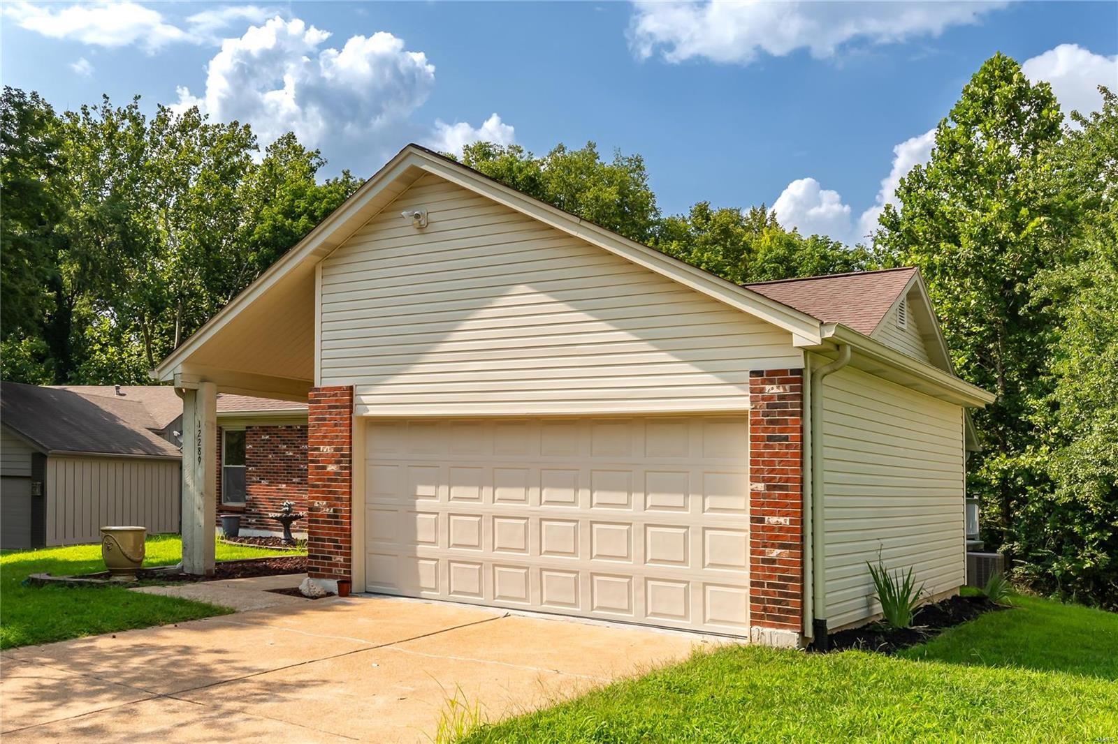 12289 Autumn Hill Drive