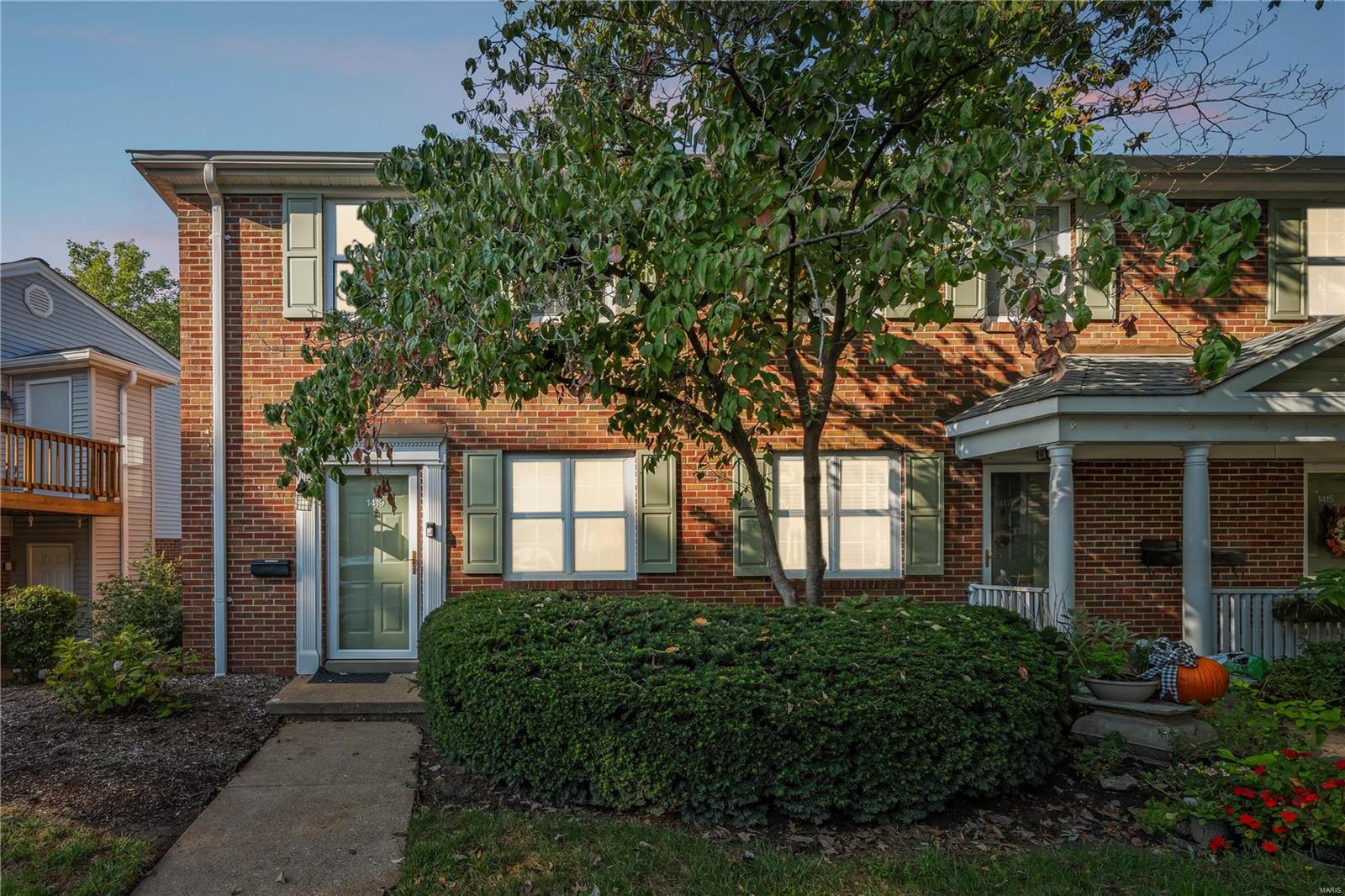 1419 Peacock Lane