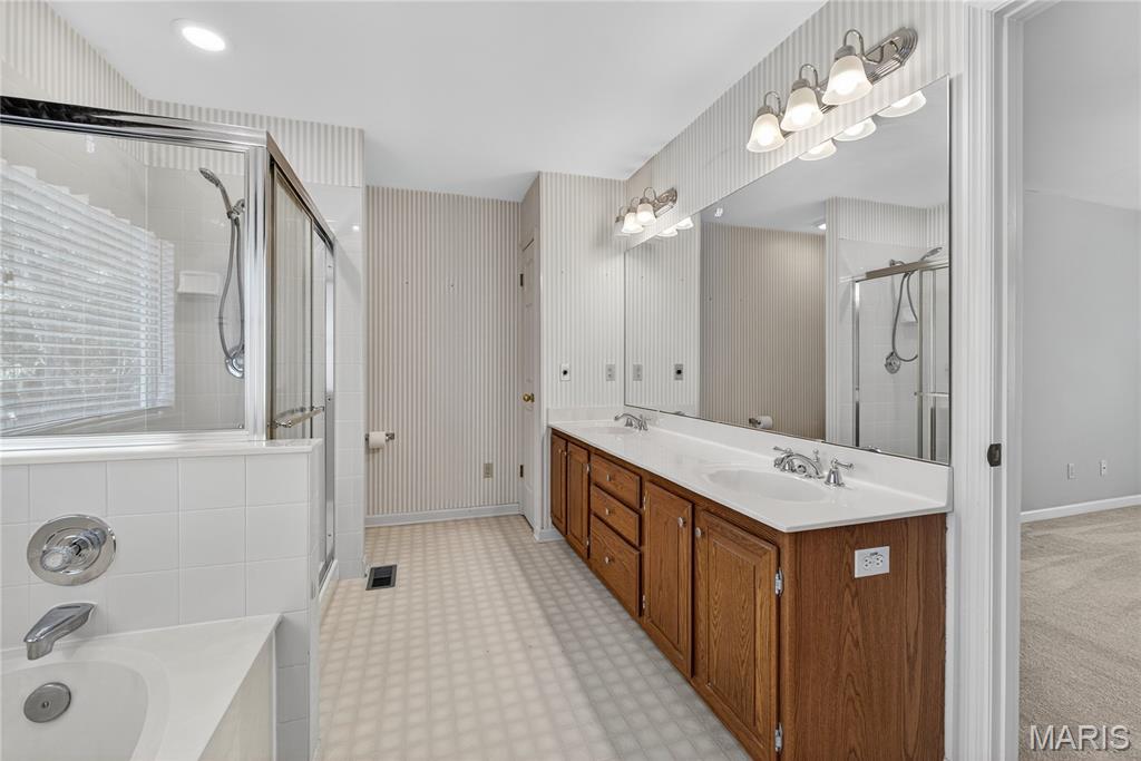 604 Arbor Glen Court