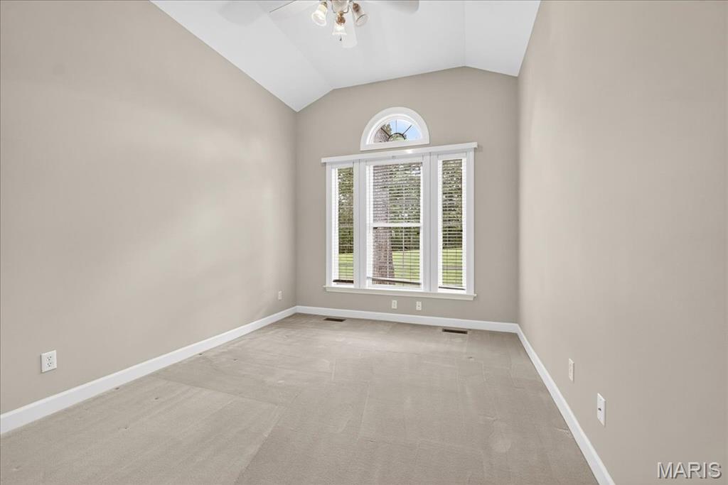 528 Clover Leaf Hill Court