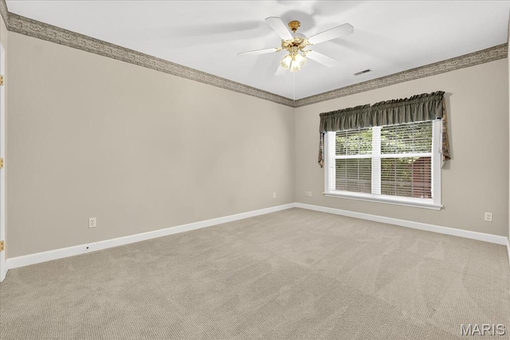 528 Clover Leaf Hill Court