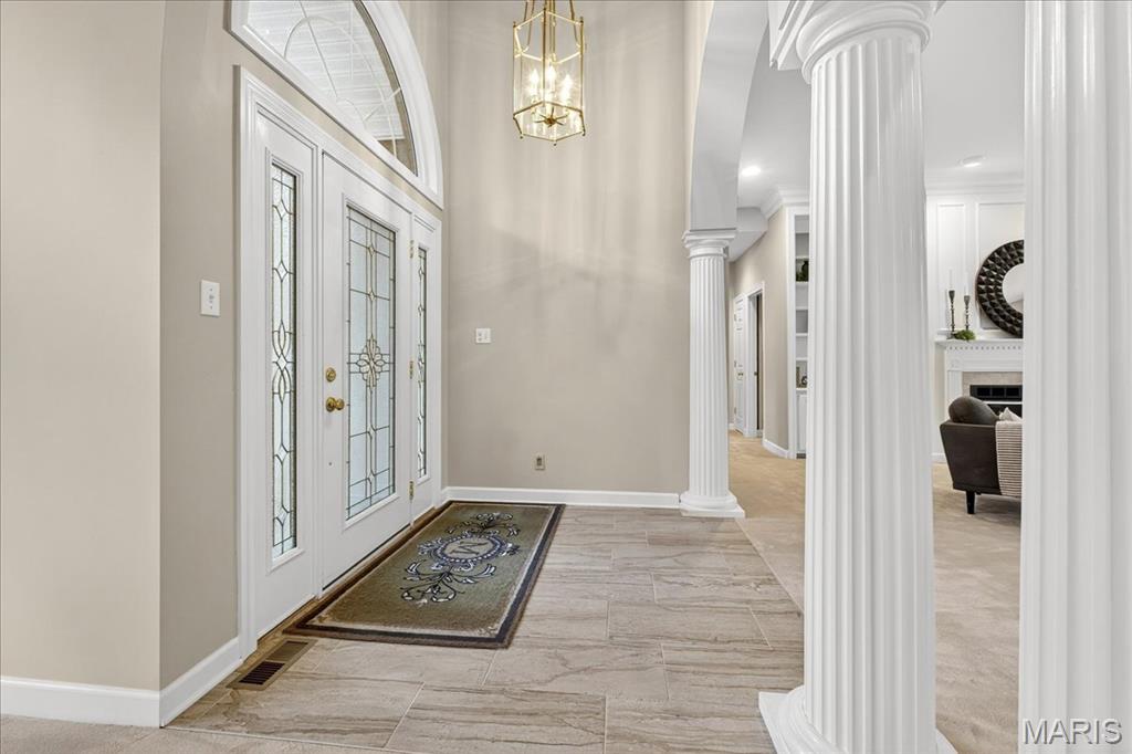 528 Clover Leaf Hill Court