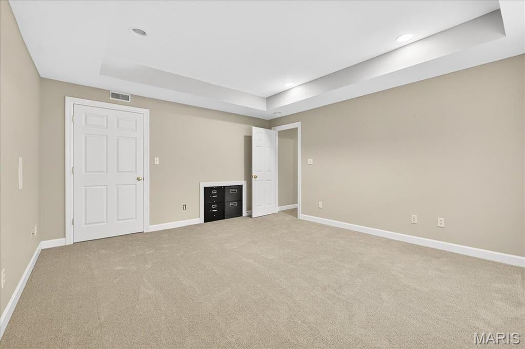 528 Clover Leaf Hill Court