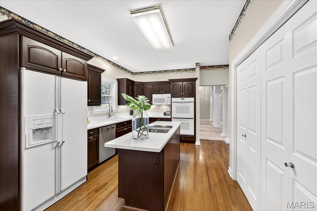 528 Clover Leaf Hill Court