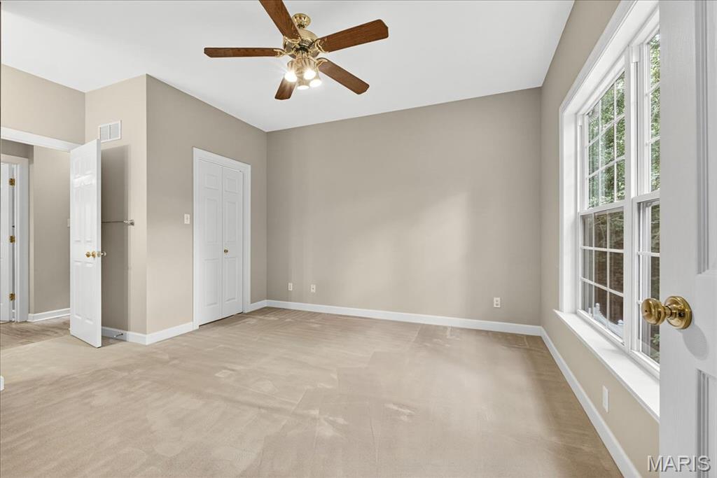 528 Clover Leaf Hill Court