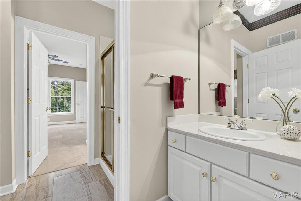528 Clover Leaf Hill Court