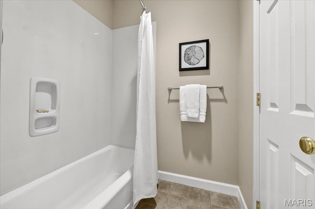 528 Clover Leaf Hill Court