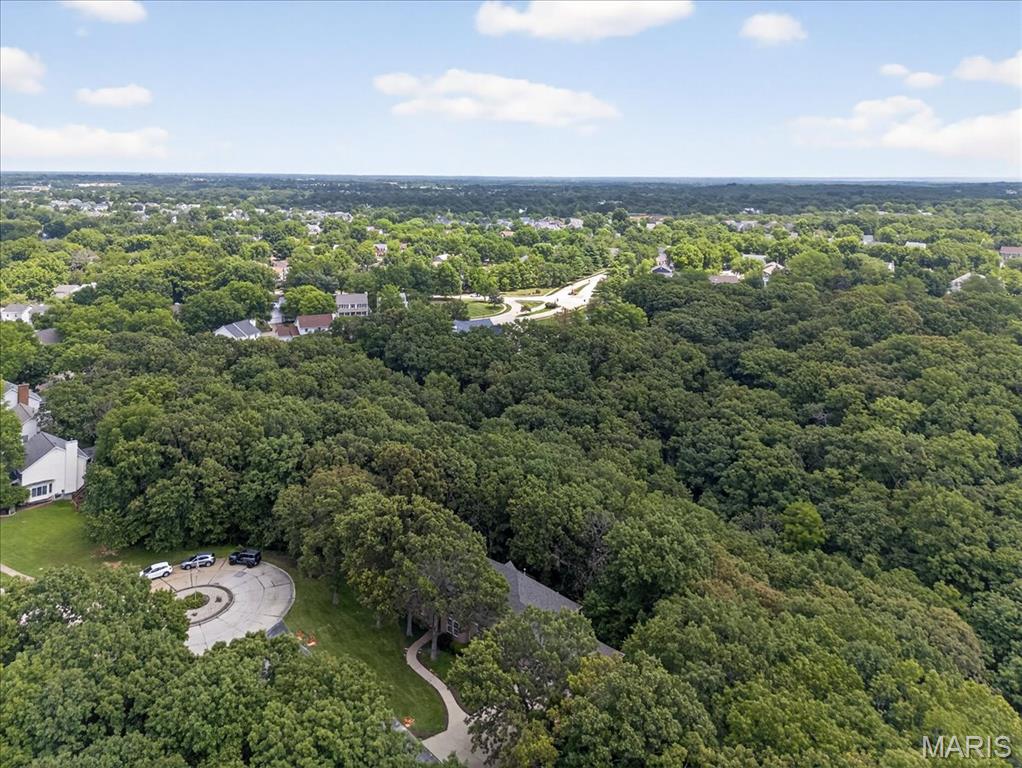 528 Clover Leaf Hill Court