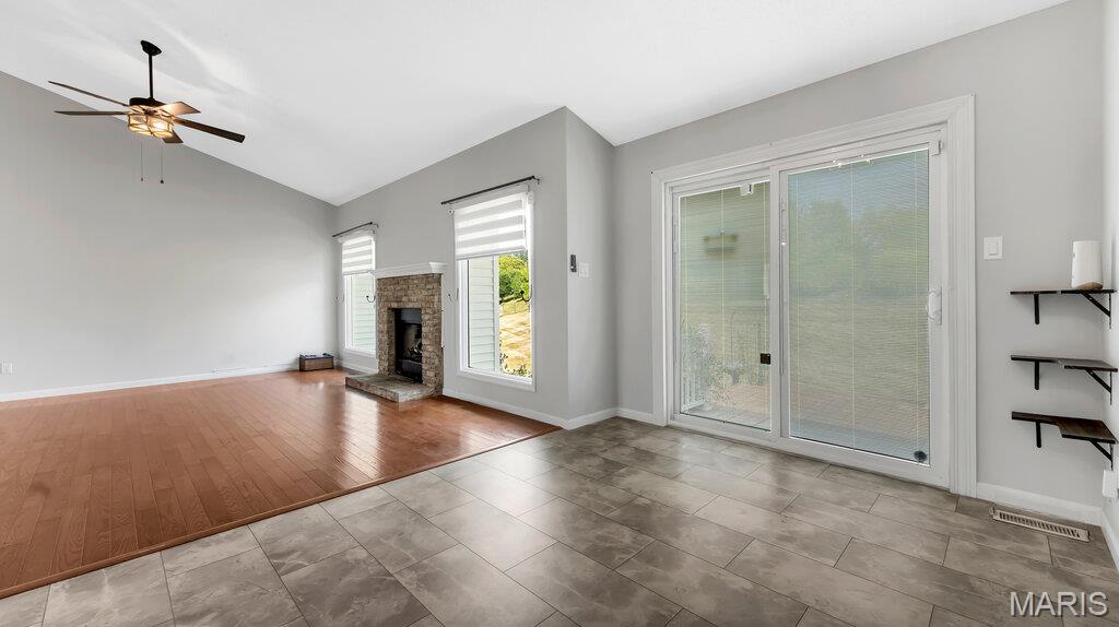 2727 Angle Gate Circle