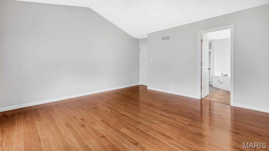 2727 Angle Gate Circle