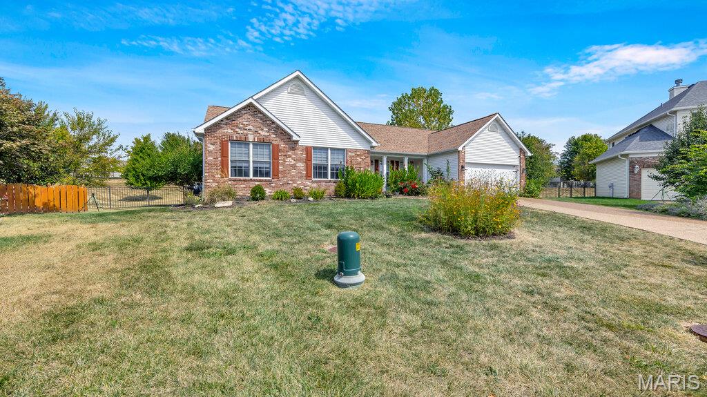 2727 Angle Gate Circle