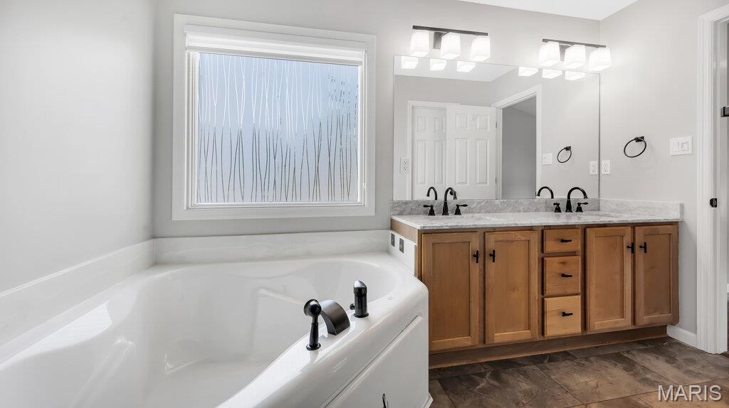 2727 Angle Gate Circle